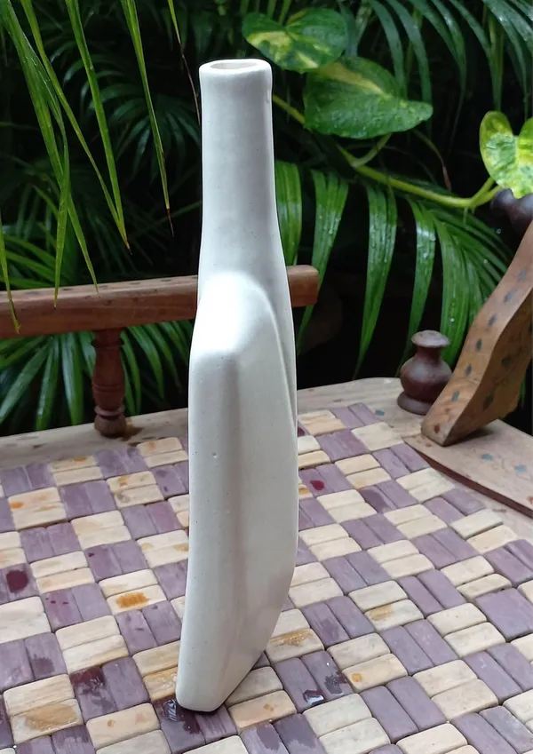 White_Planter_Vase_Cricket_Bat_Shape_Ceramic_Standing_Artificial_Plant_Container_10_inch
