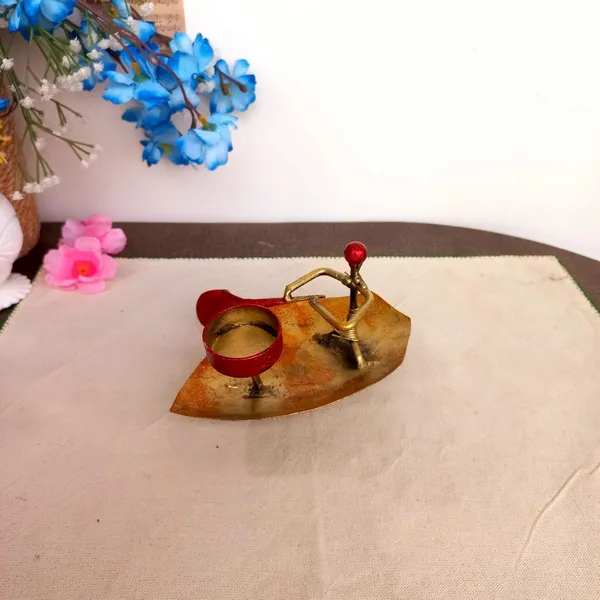 Metallic_Gold_Tea_Light_Holder_Candle_Holder_Boat_Man_Figurine_Decorative_Diwali_Christmas_Gift