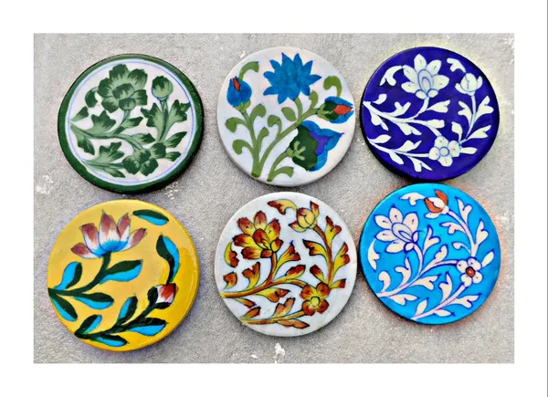 Blue_Art_Pottery_Coaster_Set_Of_6_Flower_Design_Elegant_Ceramic_Tableware_Accesorry_Classy_Ceramic_Coasters