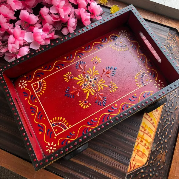 Wooden_Serving_Tray_Set_of_3_Hand_Painted_Embossed_Decorative_Trays_Strong_Handle_Designer_Serving_Trays