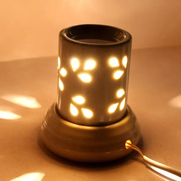 India_Meets_India_Ceramic_Aroma_Electric_Diffuser_w/_10_ML_Lavender_Oil_Fragrance_Bottle