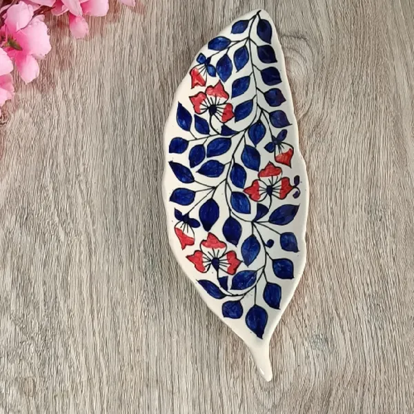 India_Meets_India_Ceramic_Leaf_Tray_(Multi),_Betel_Leaf_Tray_for_Snacks_,Desserts,_Rice,_Noodles,_Pasta's,_Briyani's,_Momo's,_Leaf_Tray_for_Dining_Center_Piece