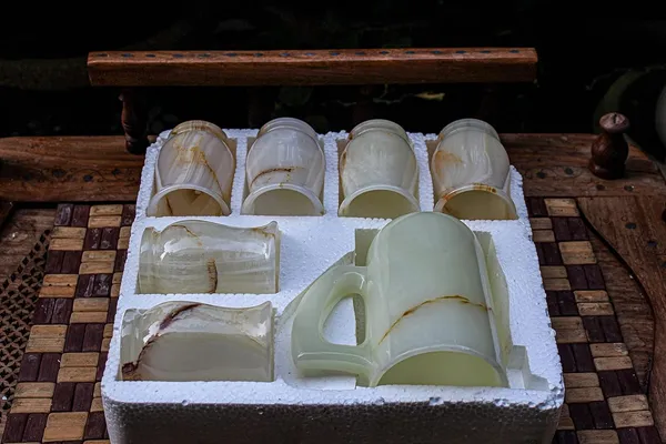 Jug_Set_Onyx_Marble_Curated_Collection_Premium_Serveware_1_Jug_700_ml_6_Glasses_130_ml_Each