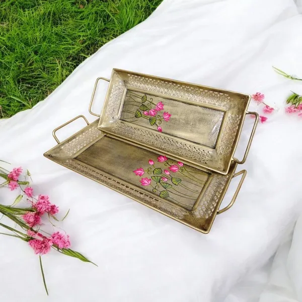 Modern_Antique_Metal_Tray_Set_Intricate_All-Over_Engraved_Design_with_Pichwai_Painting_Handcrafted_Set_of_2_for_Gifting