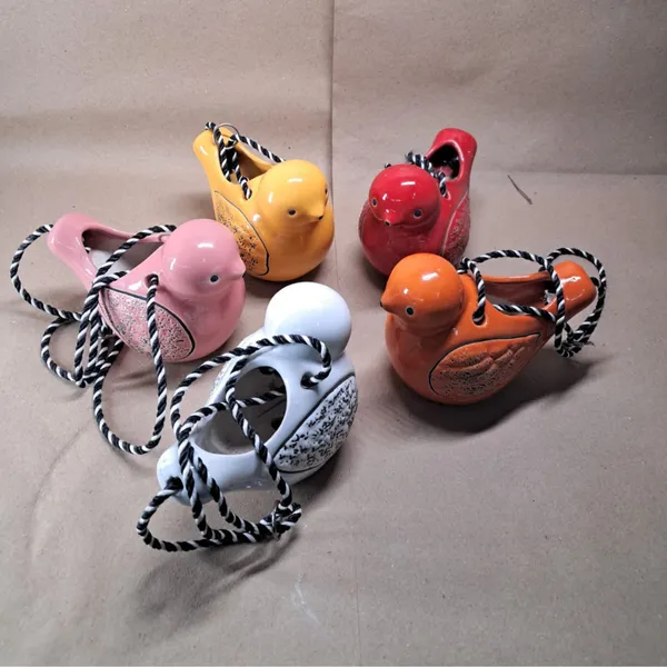 Sparrow_Hanging_Planters__Set_of_5(Red,_Orange,_White,_Pink_and_Yellow)