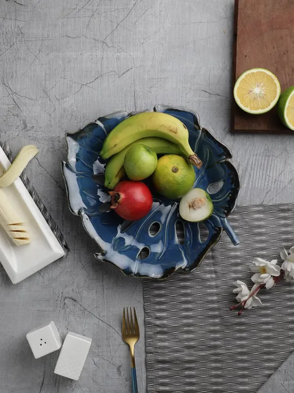 Handmade_Ceramic_Blue_Monstera_Leaf_Platter