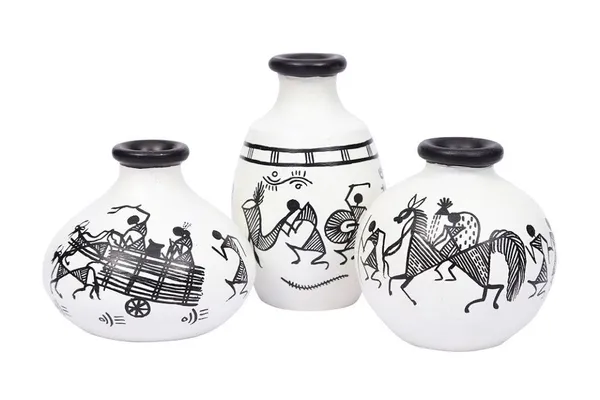 Terracotta_Table_Pots_Warli_Handpainted_Miniature_White_Set_Of_3