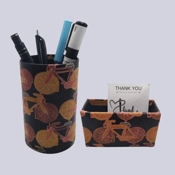 Red_Leather_Stationery_Set_Pen_Stand_Card_Holder_with_Embossed_Auto_Rickshaw_Design