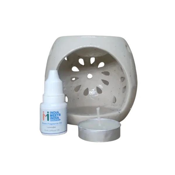 Ceramic_Aroma_Oil_Burner_with_Lavender_Fragrance_Oil_&_Tealight_Candle
