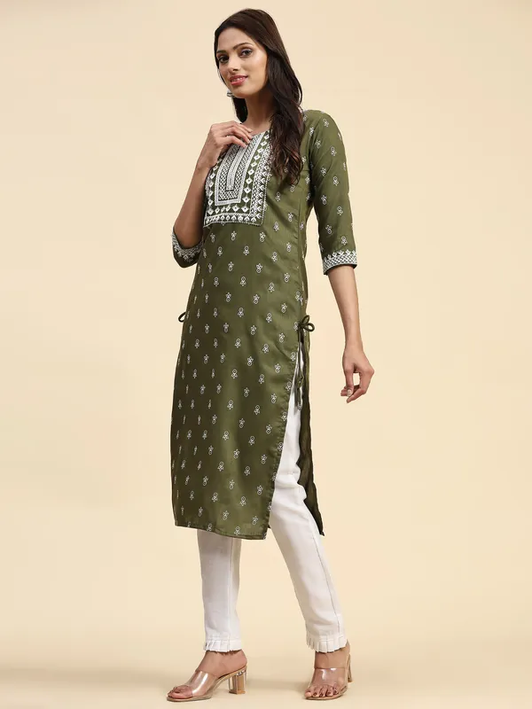 Green_Cotton_Blend_Embroidered_Straight_Kurta_,_Trouser_&_Dupatta_Set_Set_For_Women