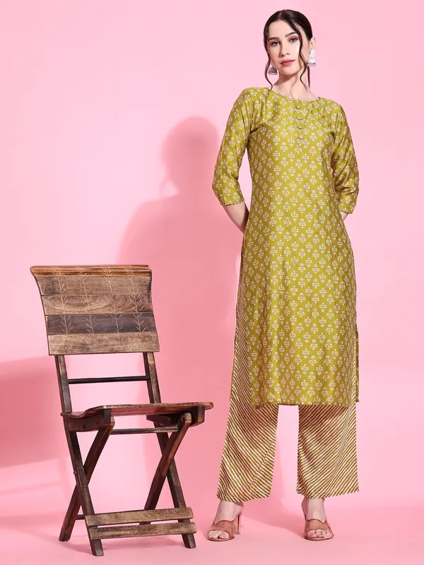 Green_Cotton_Blend_Printed_Straight_Kurta_,_Trouser_&_Dupatta_Set_Set_For_Women