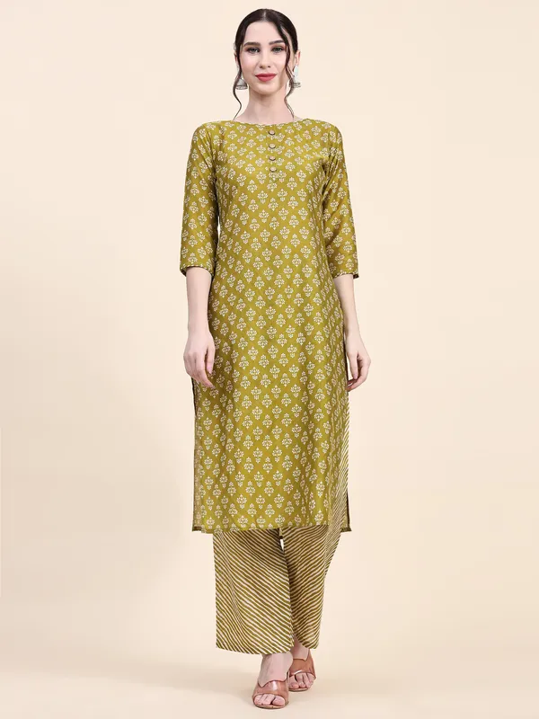 Green_Cotton_Blend_Printed_Straight_Kurta_,_Trouser_&_Dupatta_Set_Set_For_Women