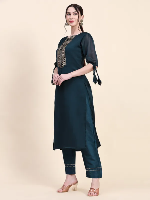Green_Cotton_Blend_Printed_Straight_Kurta_,_Trouser_&_Dupatta_Set_Set_For_Women