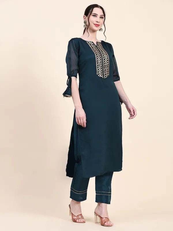 Green_Cotton_Blend_Printed_Straight_Kurta_,_Trouser_&_Dupatta_Set_Set_For_Women