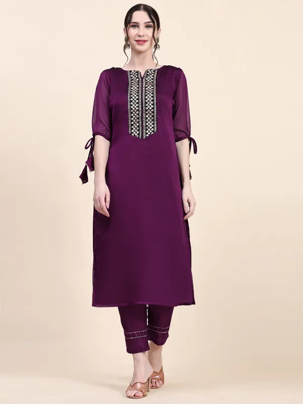 Purple_Cotton_Blend_Embroidered_Straight_Kurta_,_Trouser_&_Dupatta_Set_Set_For_Women