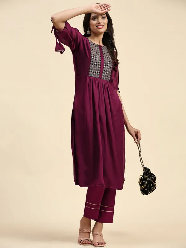 Pink_Cotton_Blend_Embroidered_Straight_Kurta_,_Trouser_&_Dupatta_Set_Set_For_Women