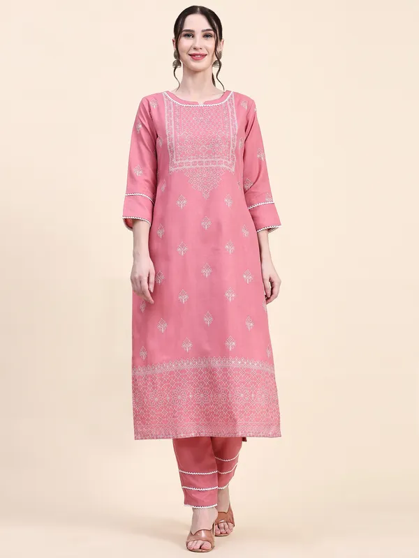 Pink_Cotton_Blend_Printed_Straight_Kurta_,_Trouser_&_Dupatta_Set_Set_For_Women