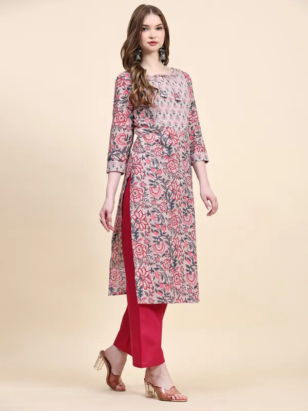 Pink_Pure_Cotton_Printed_Straight_Kurta_,_Trouser_&_Dupatta_Set_Set_For_Women