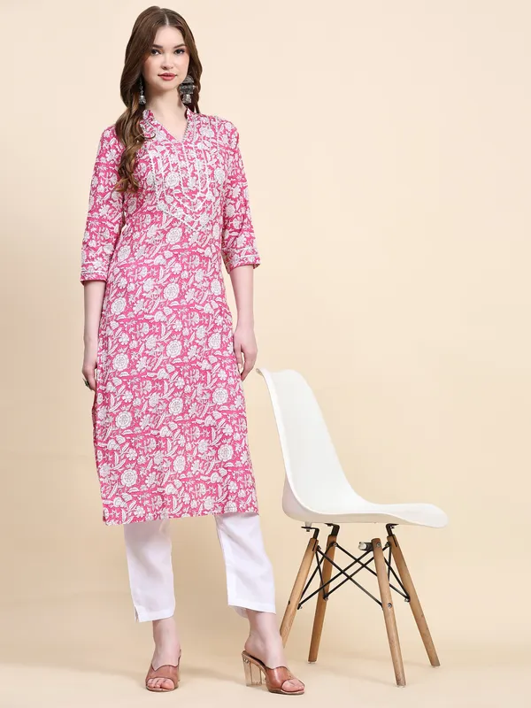 Pink_Pure_Cotton_Printed_Straight_Kurta_,_Trouser_&_Dupatta_Set_Set_For_Women