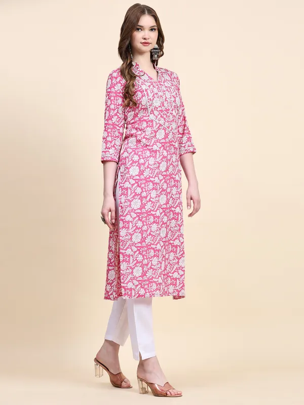 Pink_Pure_Cotton_Printed_Straight_Kurta_,_Trouser_&_Dupatta_Set_Set_For_Women