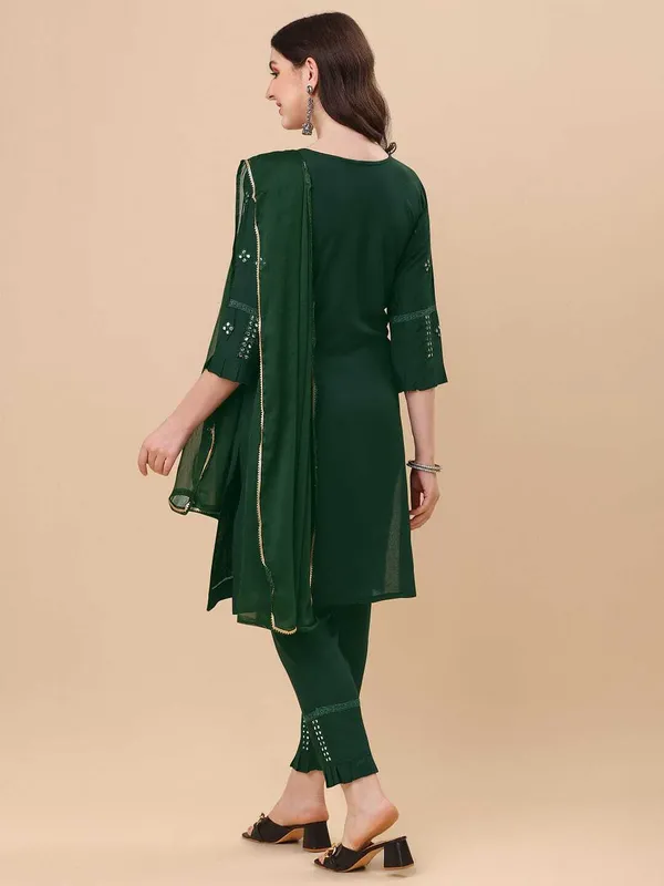 Green_Viscose_Rayon_Embroidered_Straight_Kurta_,_Palazzo_&_Dupatta_Set_Set_For_Women