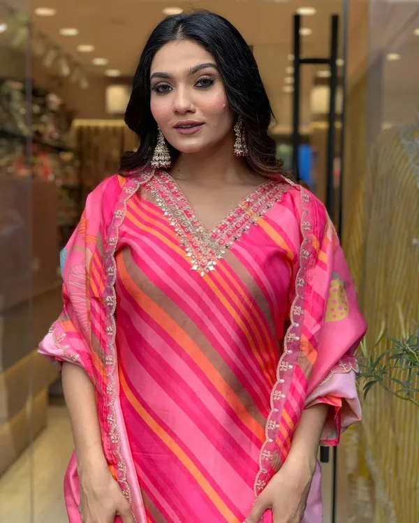 Pink_Silk_Blend_Embroidered_Straight_Kurta_,_Palazzo_&_Dupatta_Set_Set_For_Women