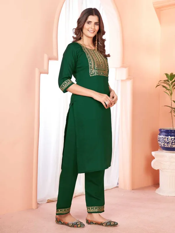 Green_Chanderi_Cotton_Embroidered_Straight_Kurta_,_Palazzo_&_Dupatta_Set_Set_For_Women