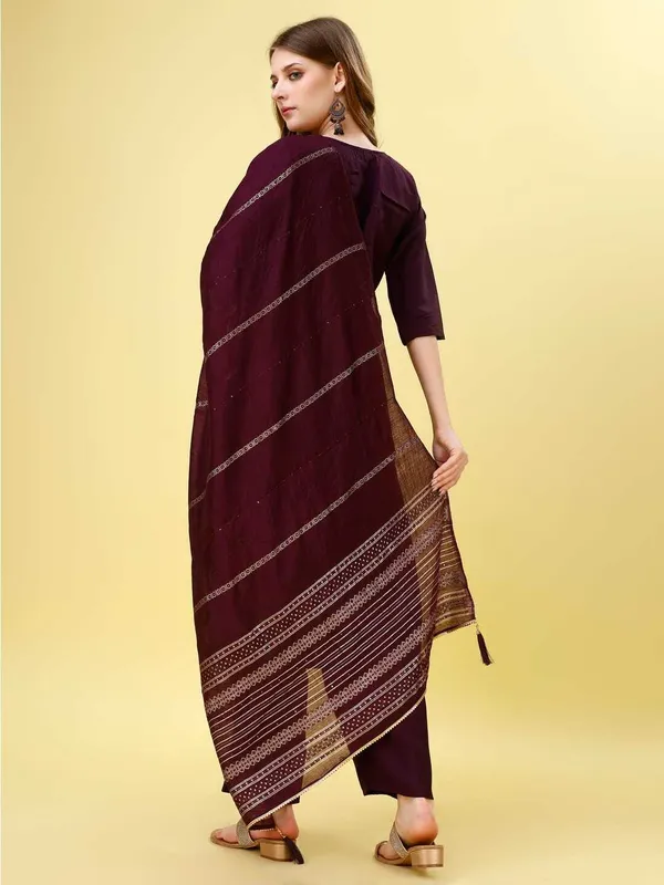 Maroon_Chanderi_Cotton_Self_Design_Straight_Kurta_,_Palazzo_&_Dupatta_Set_Set_For_Women