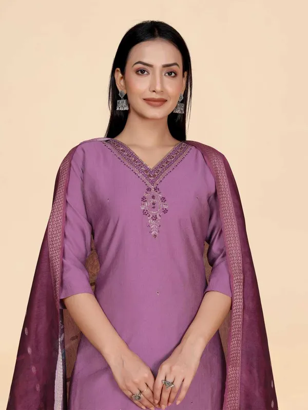 Purple_Viscose_Rayon_Self_Design_Straight_Kurta_,_Palazzo_&_Dupatta_Set_Set_For_Women