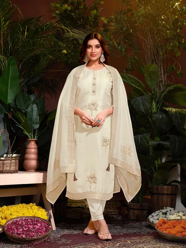 Suha_Womens_Fashion_Ethnic_Cream_Color_Kurta_Sets