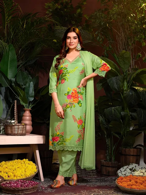 Suha_Womens_Fashion_Ethnic_Green_Color_Kurta_Sets