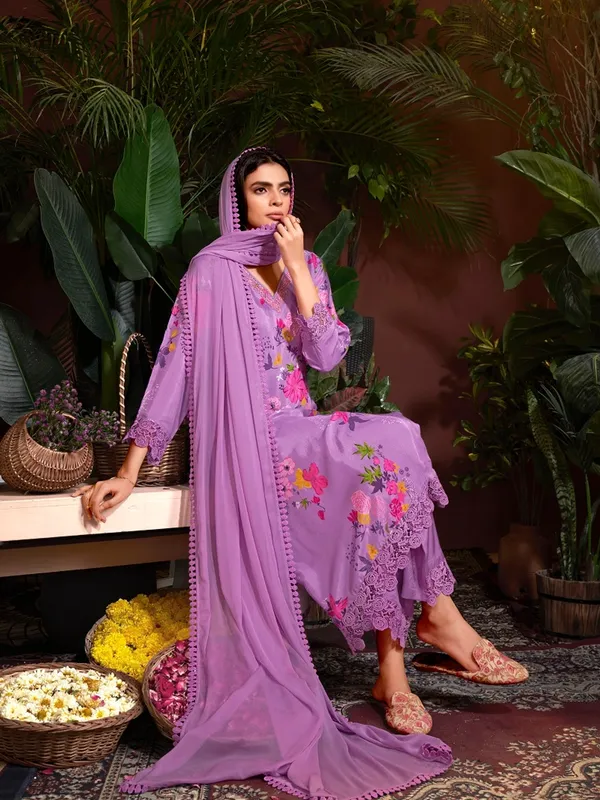 Suha_Womens_Fashion_Ethnic_Mauve_Color_Kurta_Sets