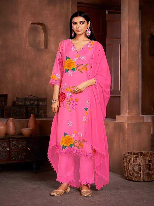 Suha_Womens_Fashion_Ethnic_Pink_Color_Kurta_Sets