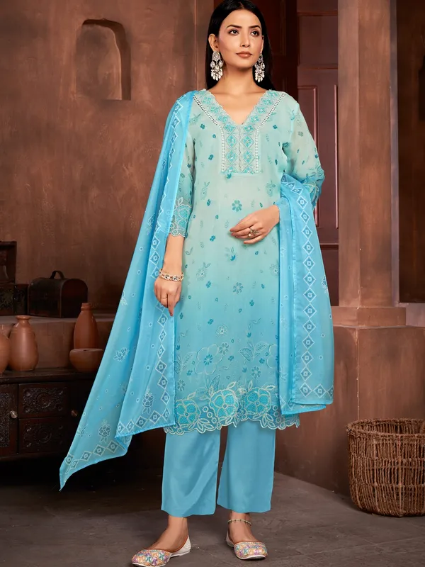 Suha_Womens_Fashion_Ethnic_Blue_Color_Kurta_Sets