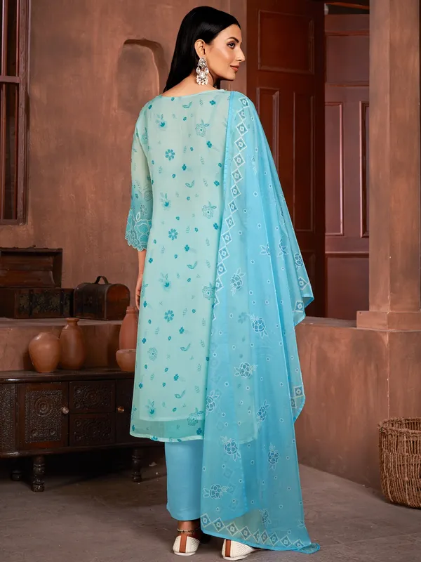 Suha_Womens_Fashion_Ethnic_Blue_Color_Kurta_Sets
