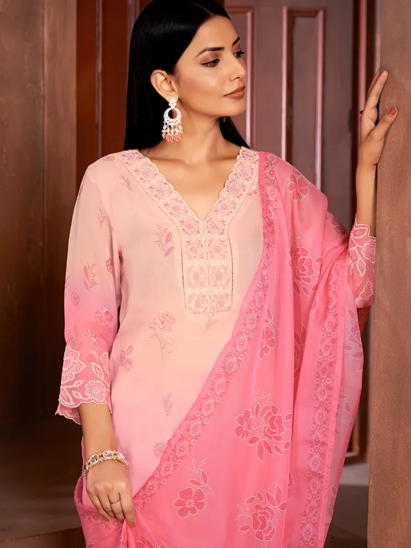 Suha_Womens_Fashion_Ethnic_Pink_Color_Kurta_Sets