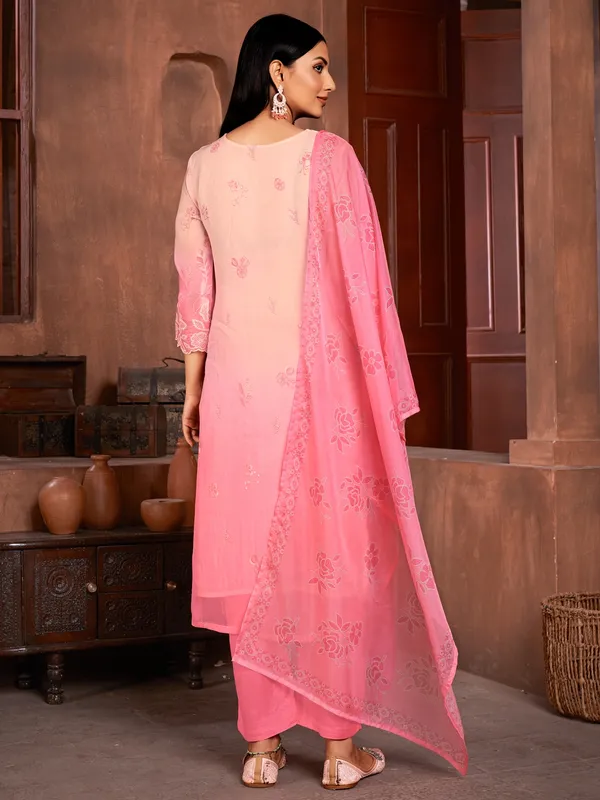 Suha_Womens_Fashion_Ethnic_Pink_Color_Kurta_Sets