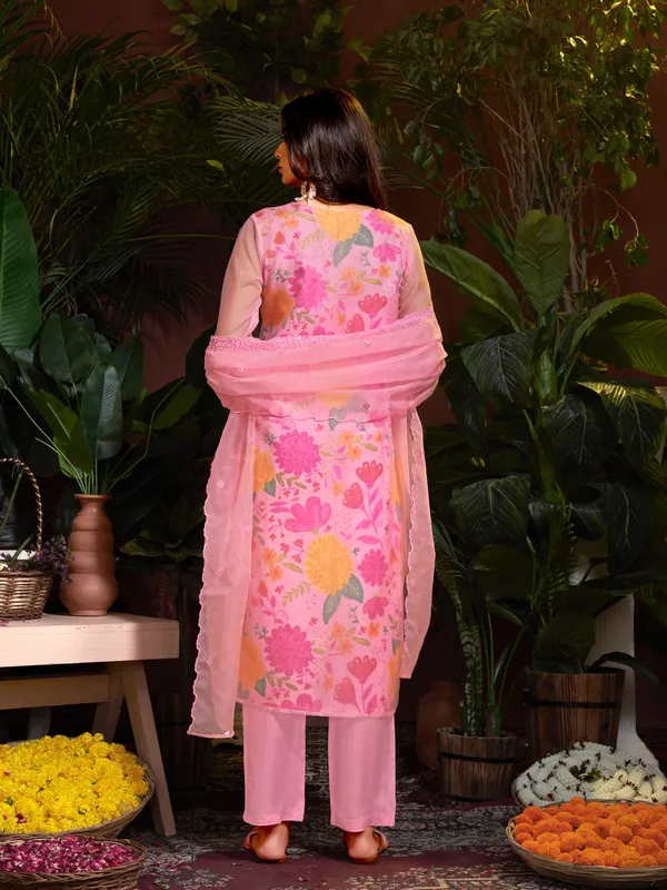Suha_Womens_Fashion_Ethnic_Pink_Color_Kurta_Sets