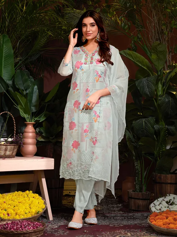 Suha_Womens_Fashion_Ethnic_Silver_Color_Kurta_Sets
