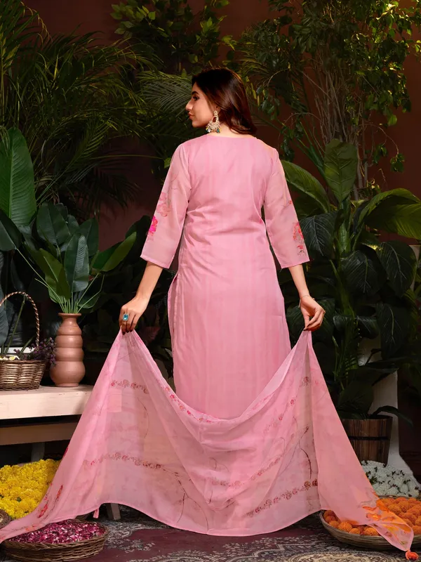 Suha_Womens_Fashion_Ethnic_Pink_Color_Kurta_Sets