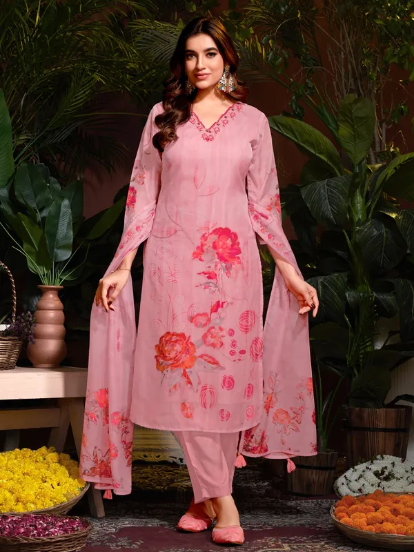 Suha_Womens_Fashion_Ethnic_Pink_Color_Kurta_Sets