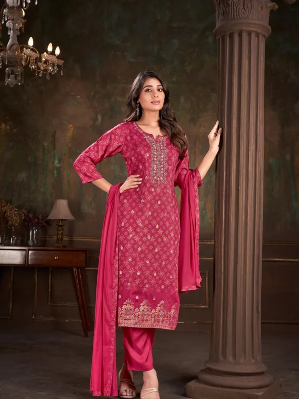 Suha_Womens_Fashion_Ethnic_Pink_Color_Kurta_Sets