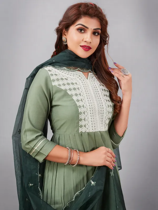 Suha_Womens_Fashion_Ethnic_Green_Color_Kurta_Sets