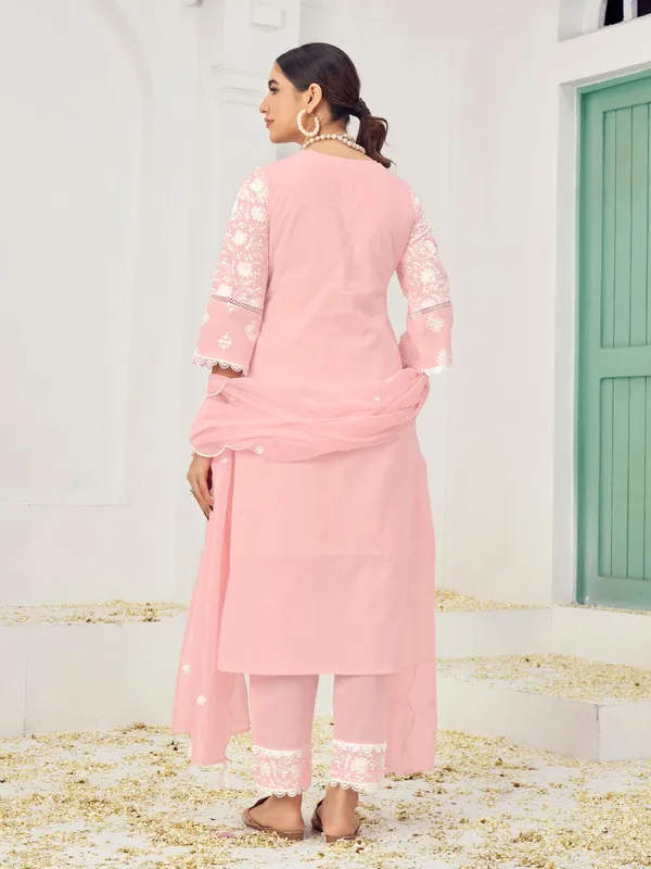 Suha_Womens_Fashion_Ethnic_Pink_Color_Kurta_Sets