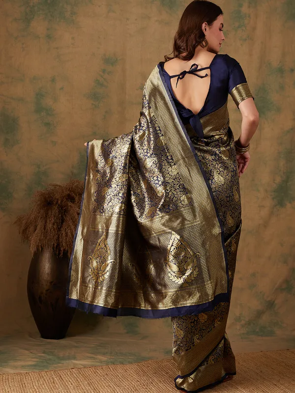 Dark_Blue_Art_Silk_Woven_Banarasi_Saree_With_Unstitched_Blouse_For_Women