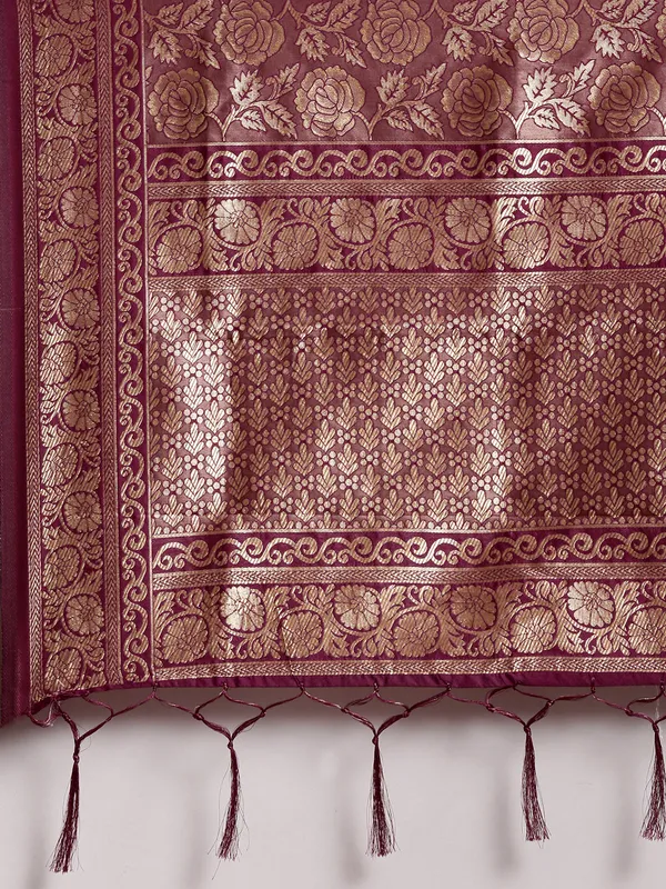 Maroon_Art_Silk_Woven_Banarasi_Saree_With_Unstitched_Blouse_For_Women