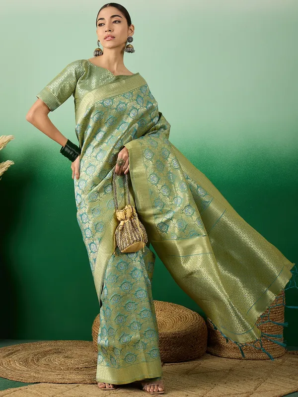 Blue_Art_Silk_Woven_Banarasi_Saree_With_Unstitched_Blouse_For_Women