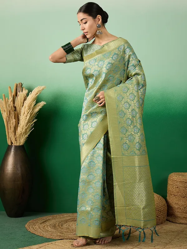 Blue_Art_Silk_Woven_Banarasi_Saree_With_Unstitched_Blouse_For_Women