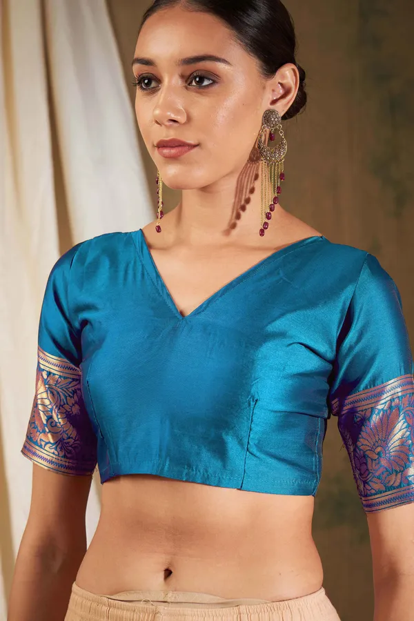 Blue_Art_Silk_Woven_Banarasi_Saree_With_Unstitched_Blouse_For_Women