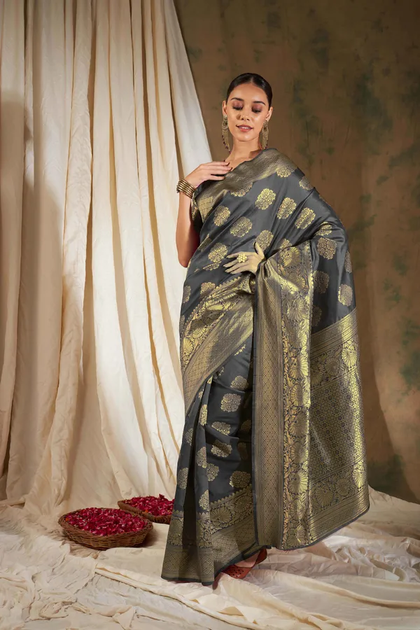Grey_Art_Silk_Woven_Banarasi_Saree_With_Unstitched_Blouse_For_Women